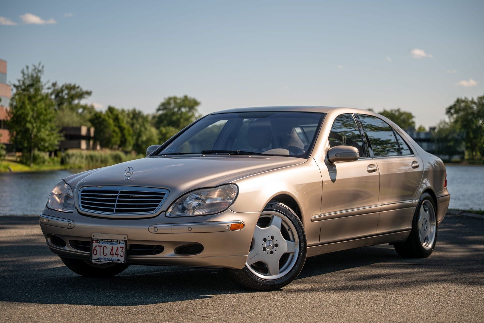 2001 Mercedes-Benz S-Class