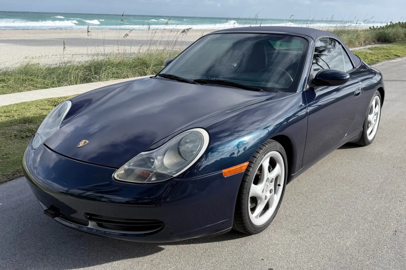 2000 Porsche 911 Carrera