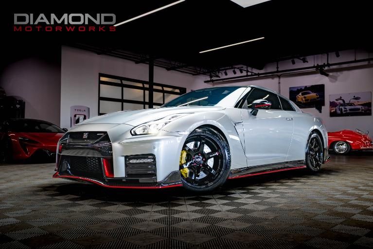 2018 Nissan GT-R Premium