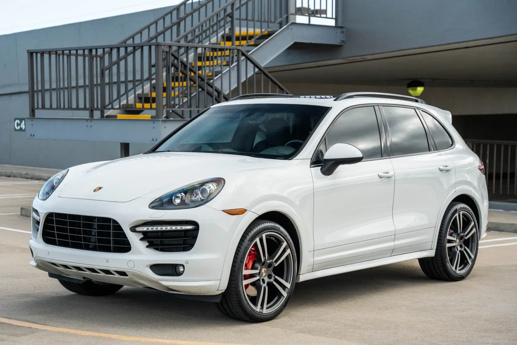 2013 Porsche Cayenne GTS