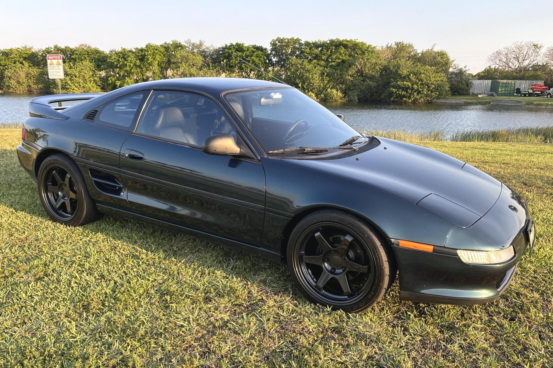 1991 Toyota MR2