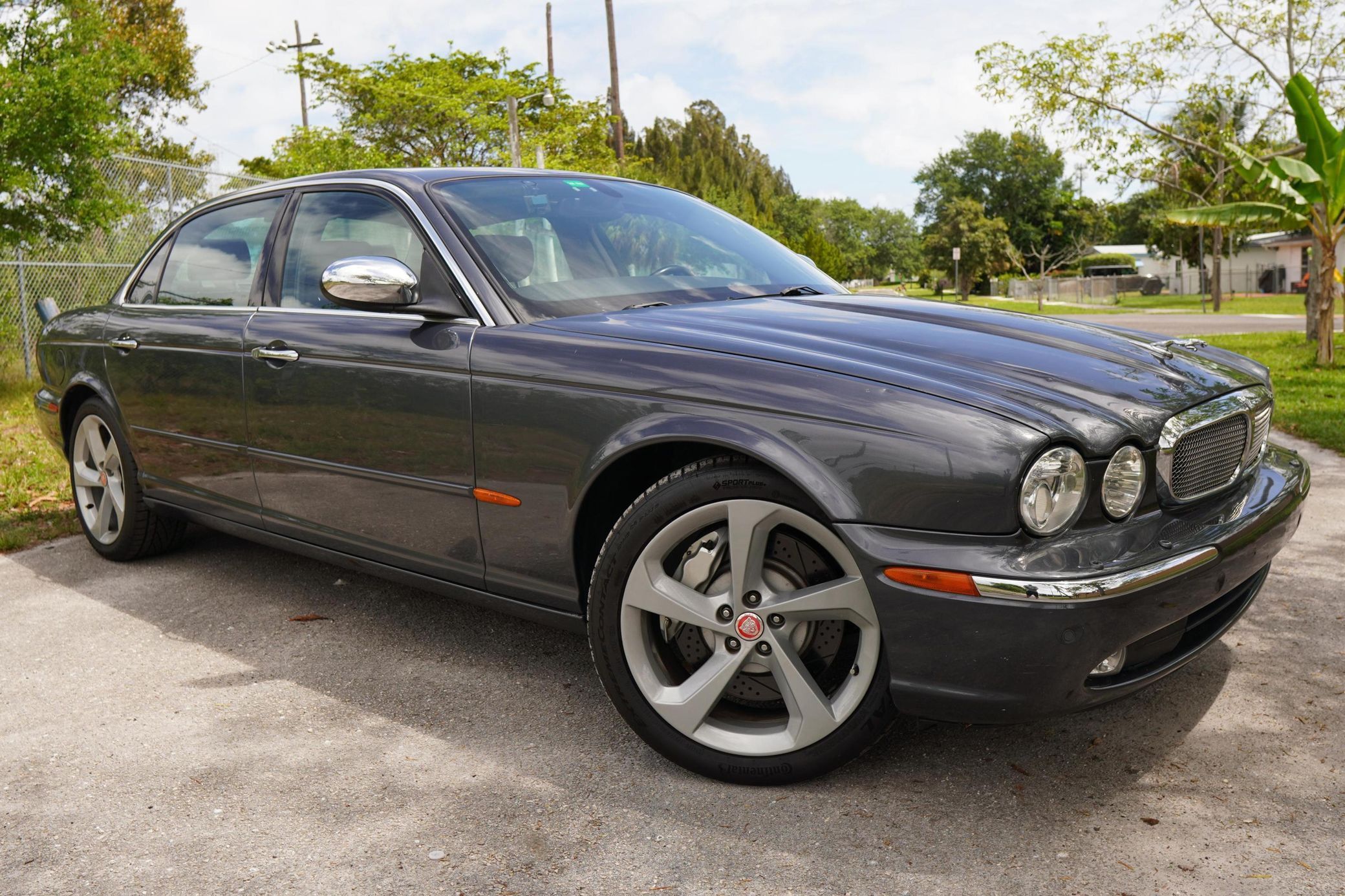 2005 Jaguar XJ