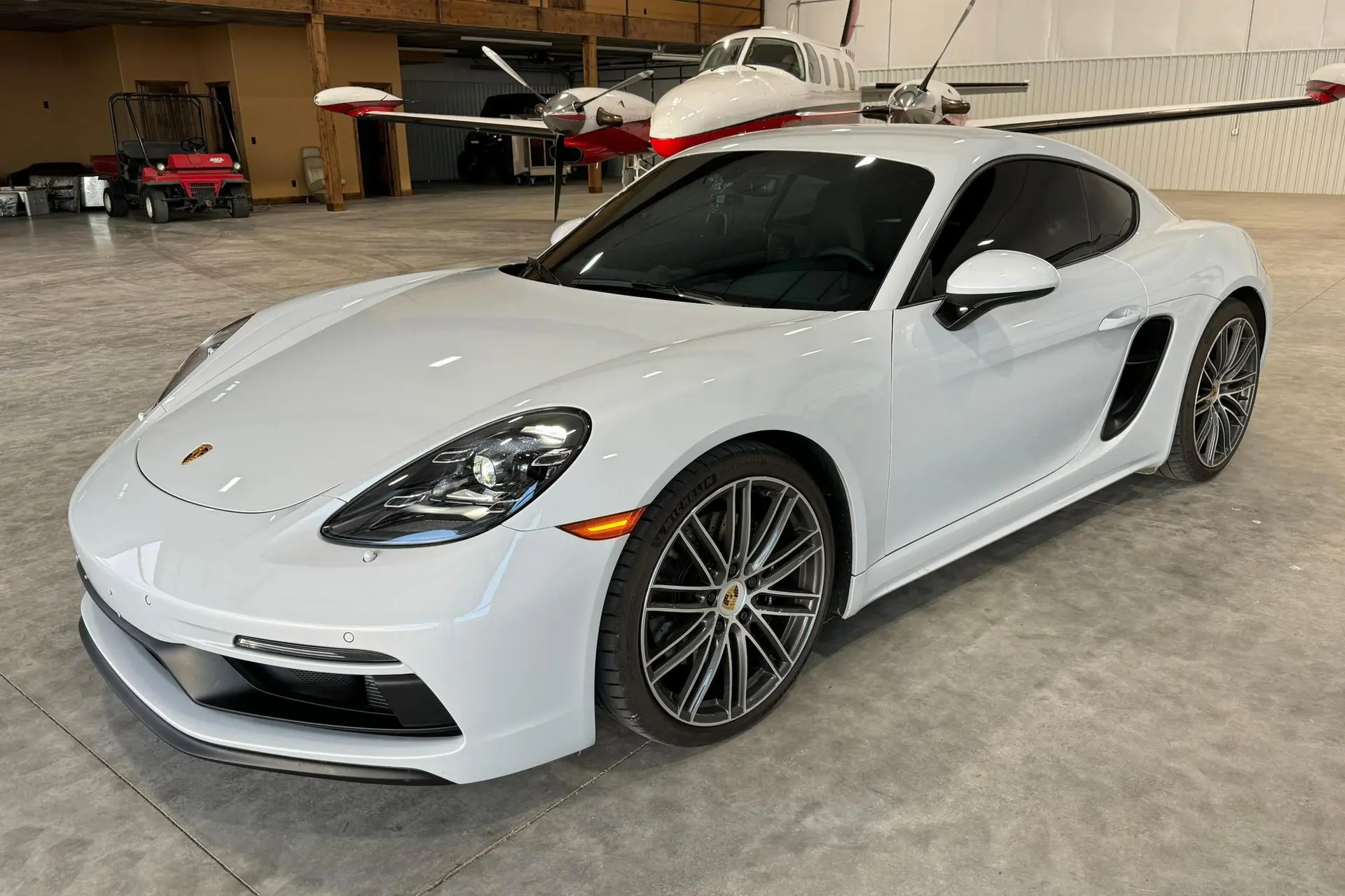 2023 Porsche Boxster T