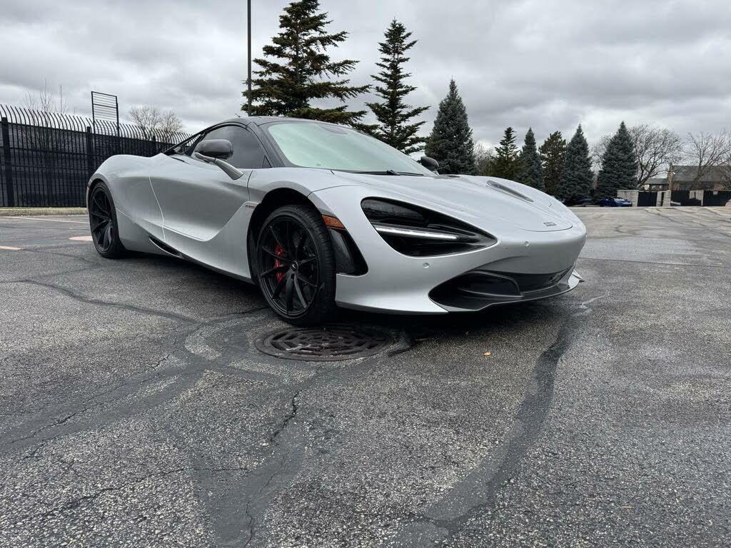 2021 McLaren 720S Coupe