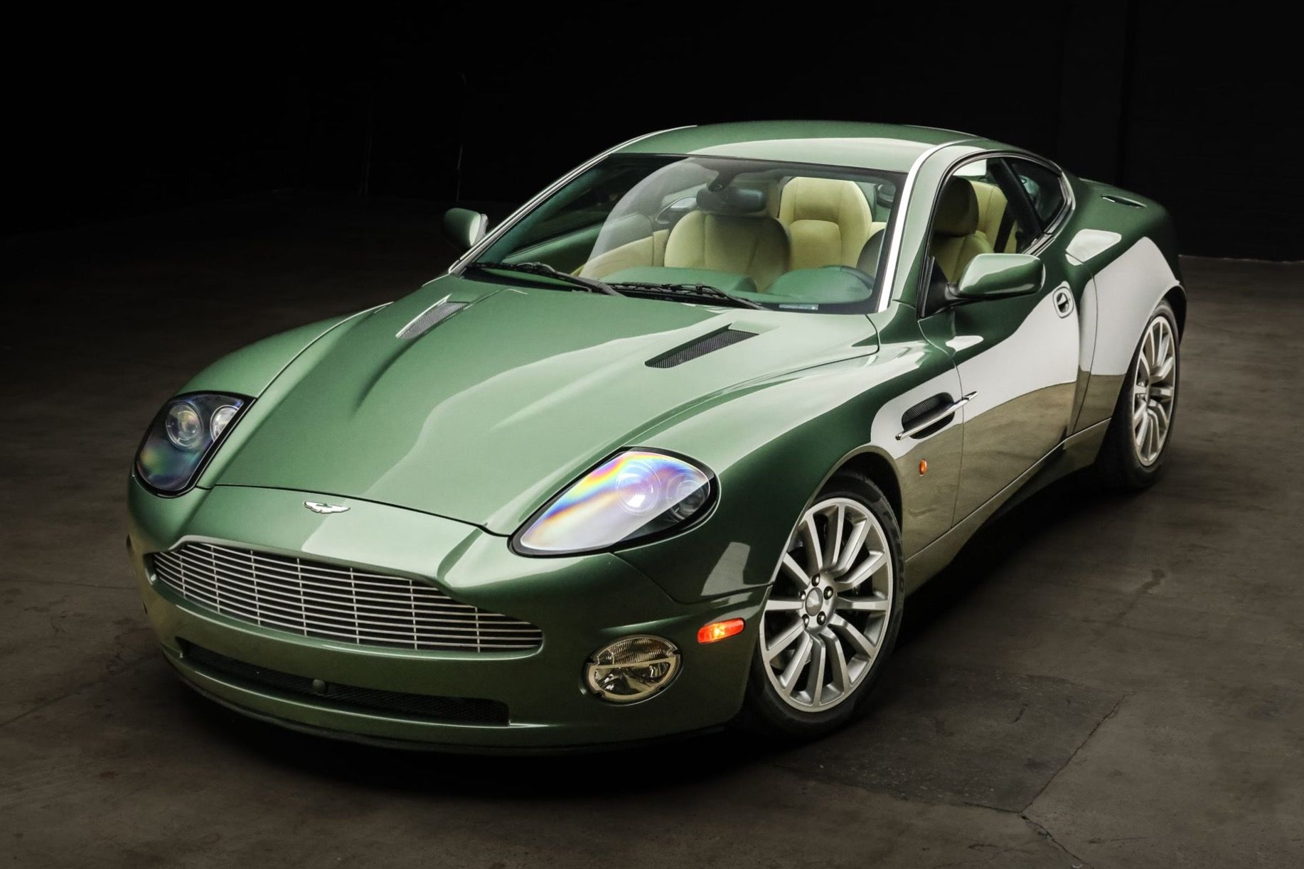 2003 Aston Martin Vanquish V12 Vanquish