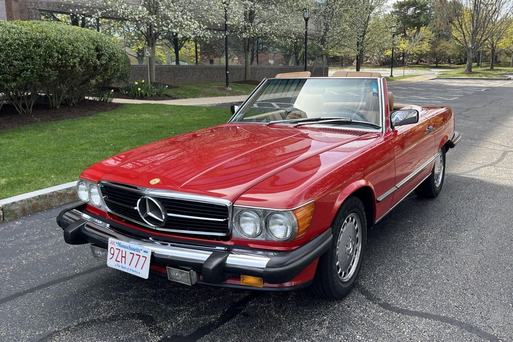 1986 Mercedes-Benz SL-Class 560SL