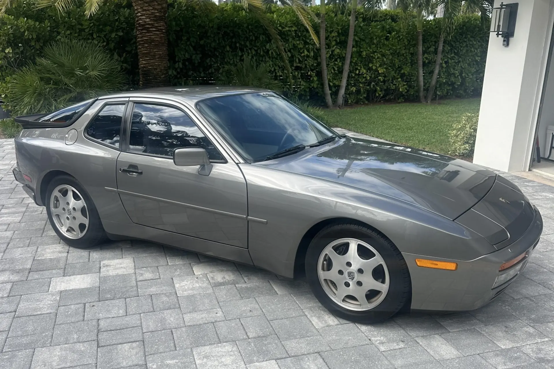 1989 Porsche 944 Turbo