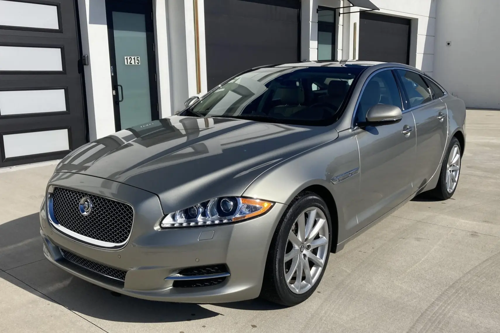 2012 Jaguar XJ