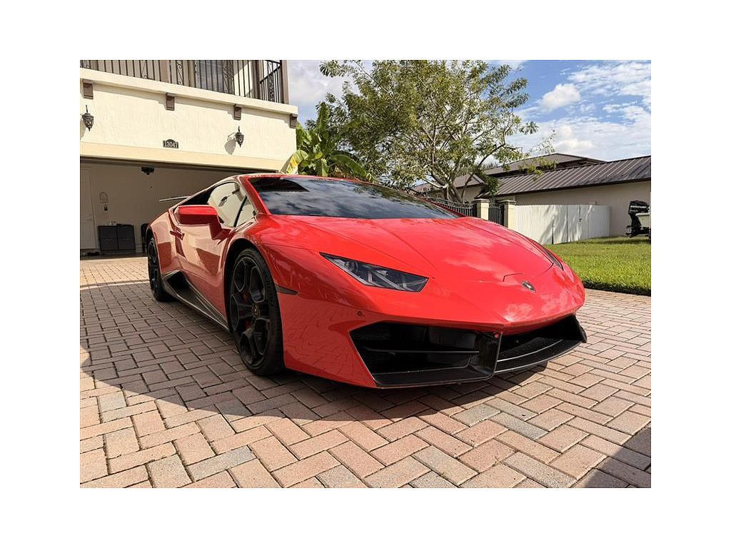 2016 Lamborghini Huracán LP580-2