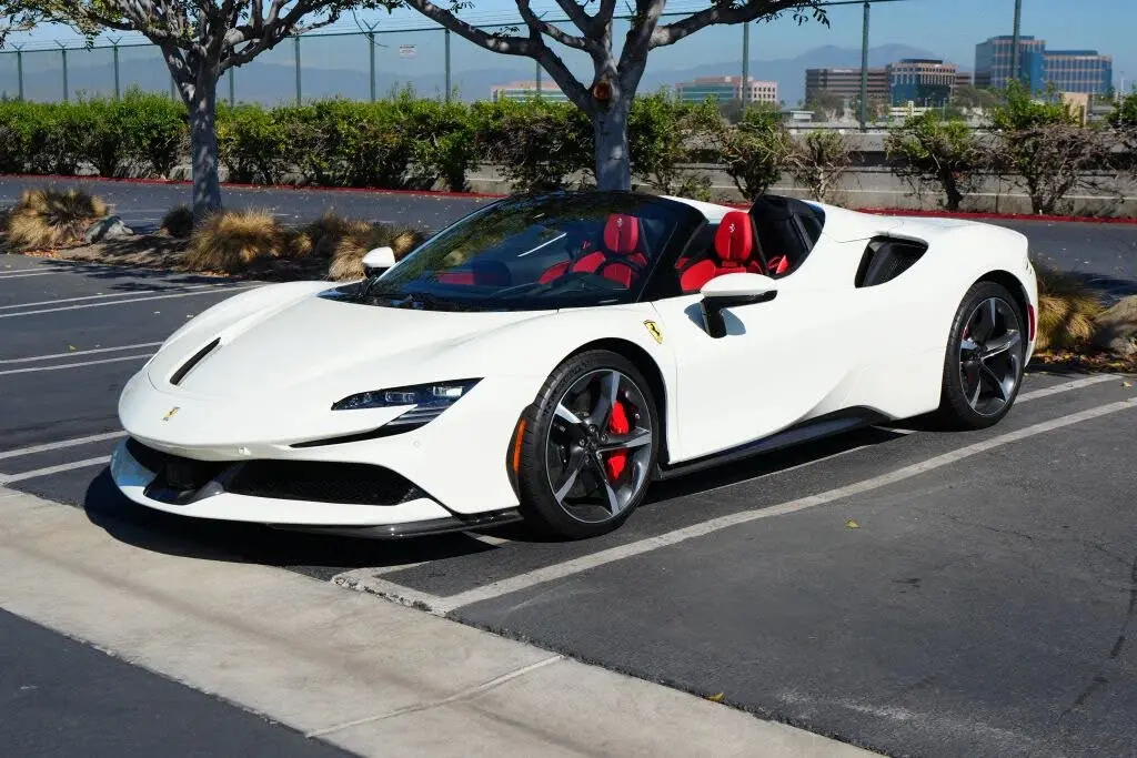 2023 Ferrari SF90 Spider