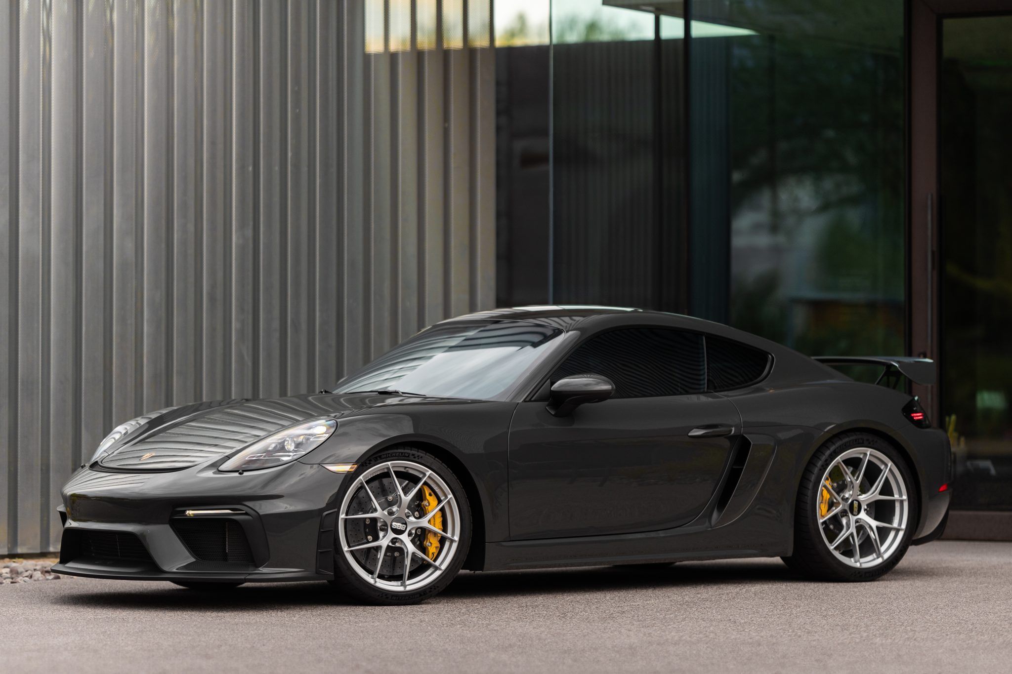 2021 Porsche Cayman GT4