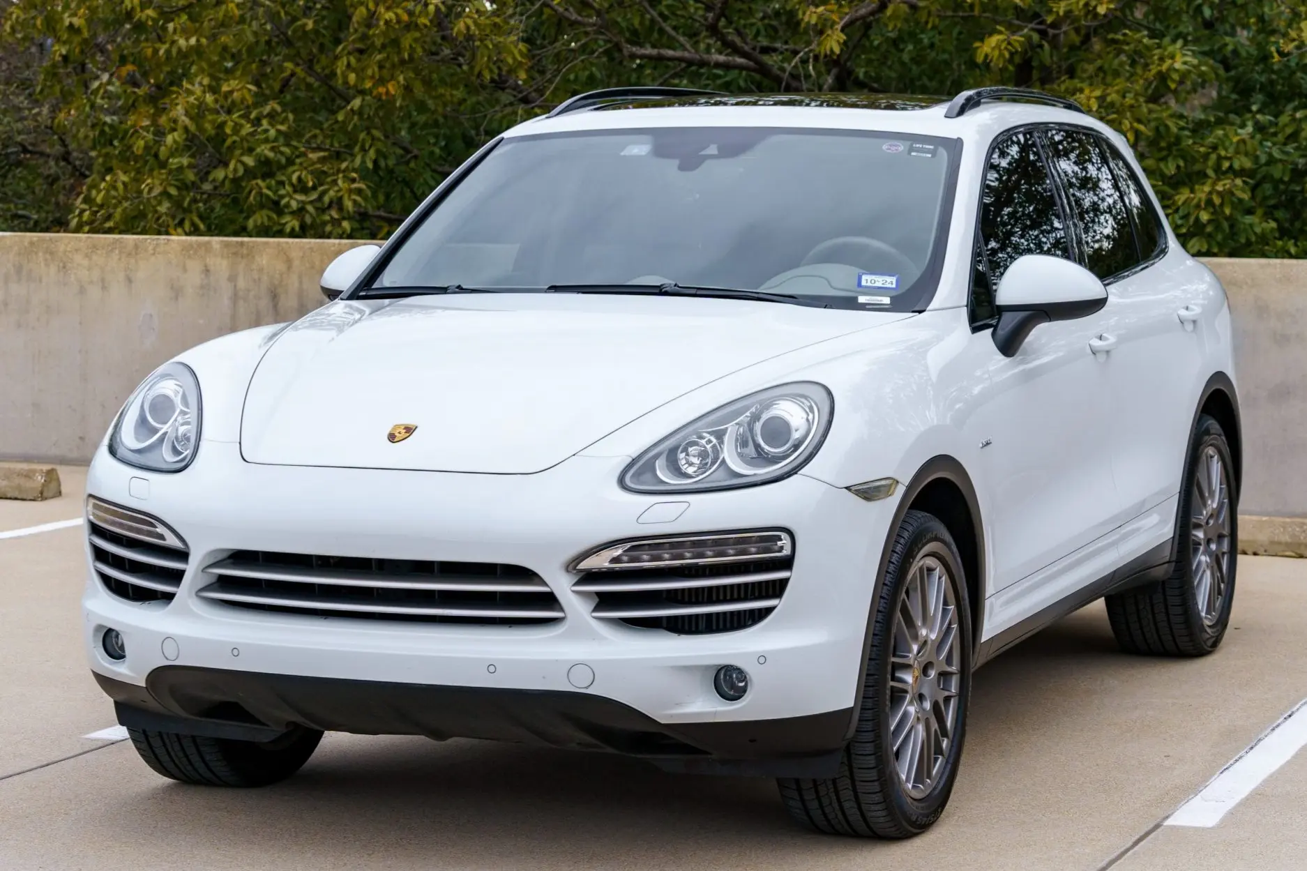 2014 Porsche Cayenne Platinum Edition