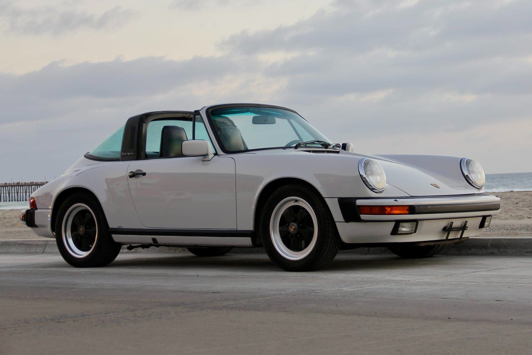 1985 Porsche 911 Targa