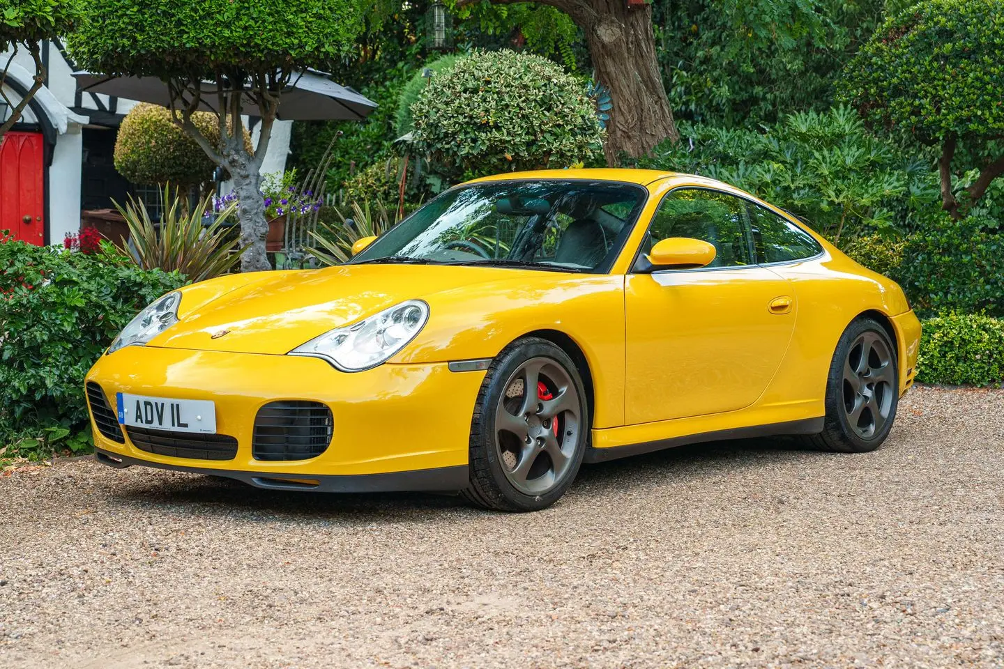 2004 Porsche 911 Carrera 4S