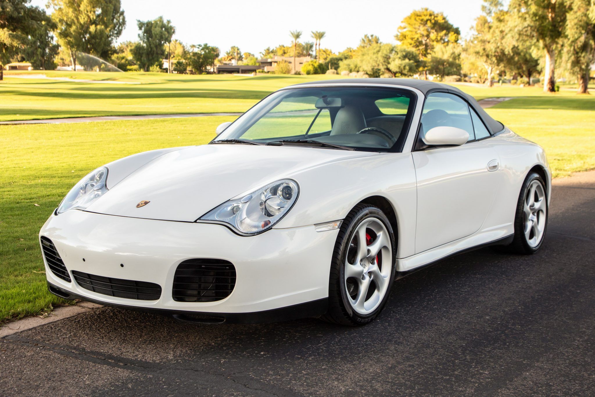 2004 Porsche 911 Carrera 4S