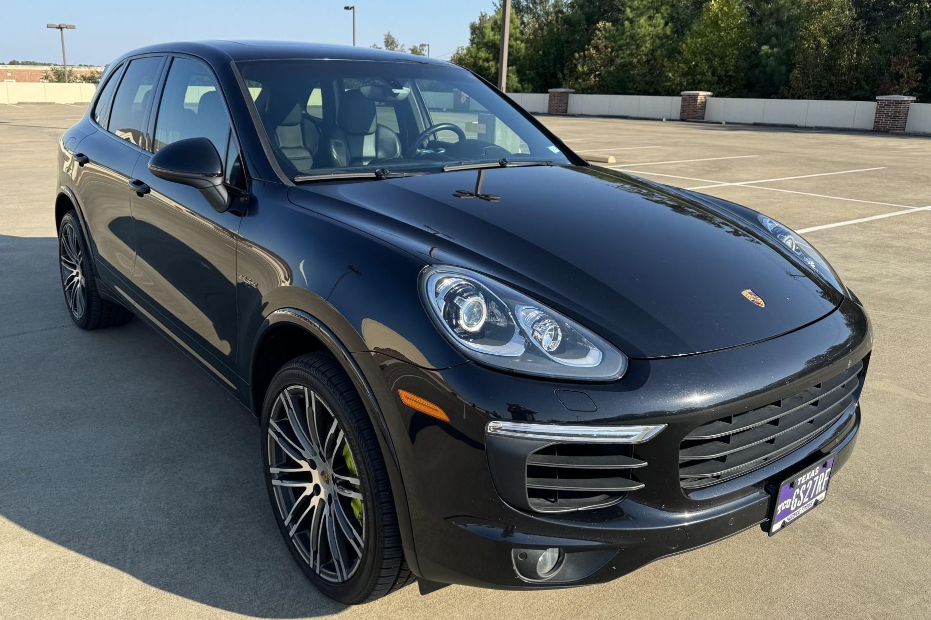 2017 Porsche Cayenne Platinum Edition