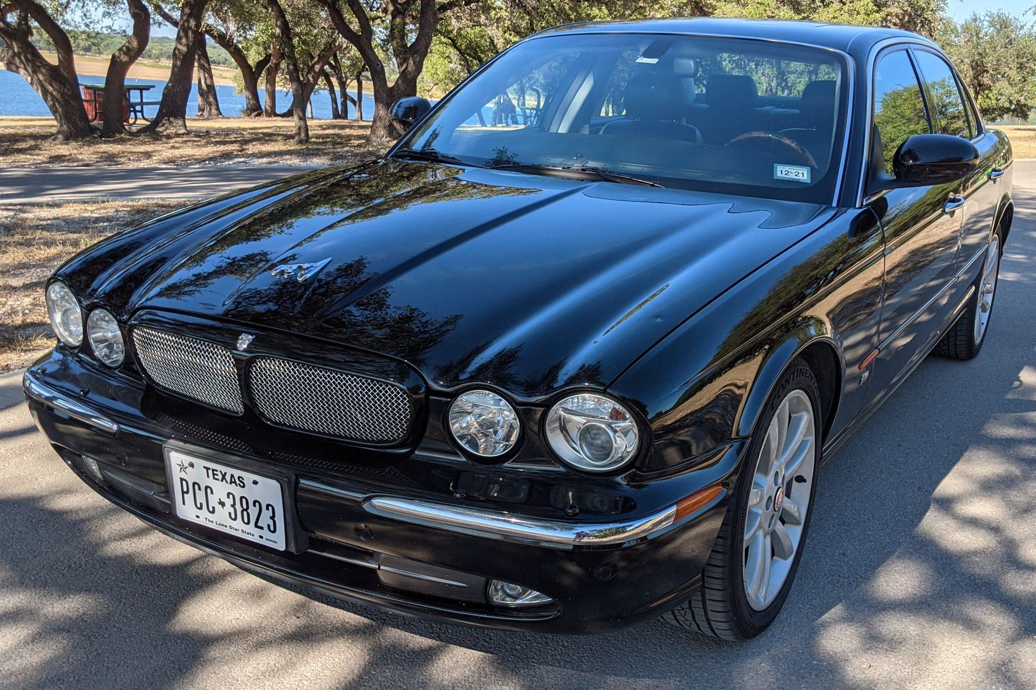 2004 Jaguar XJR