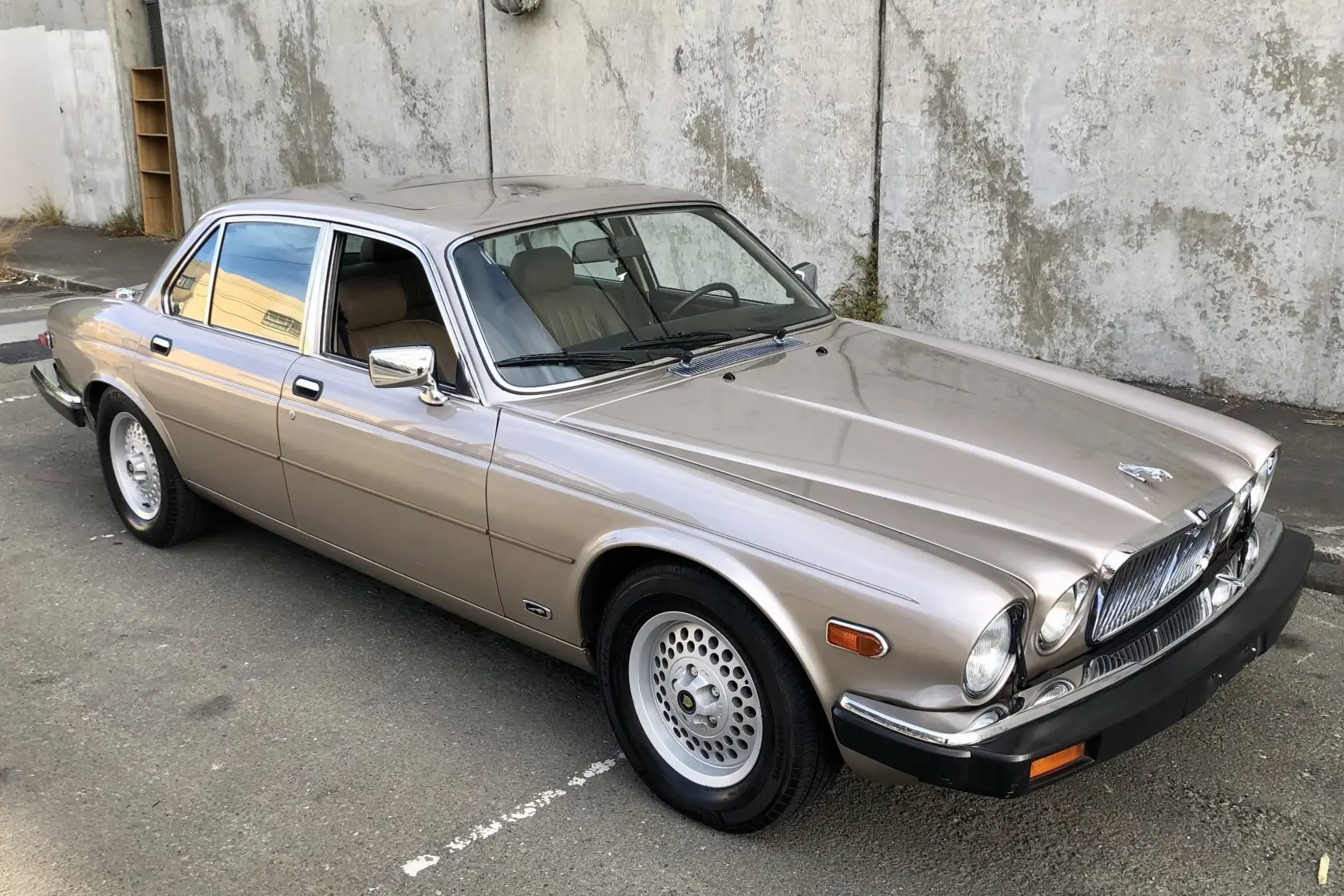 1989 Jaguar XJ
