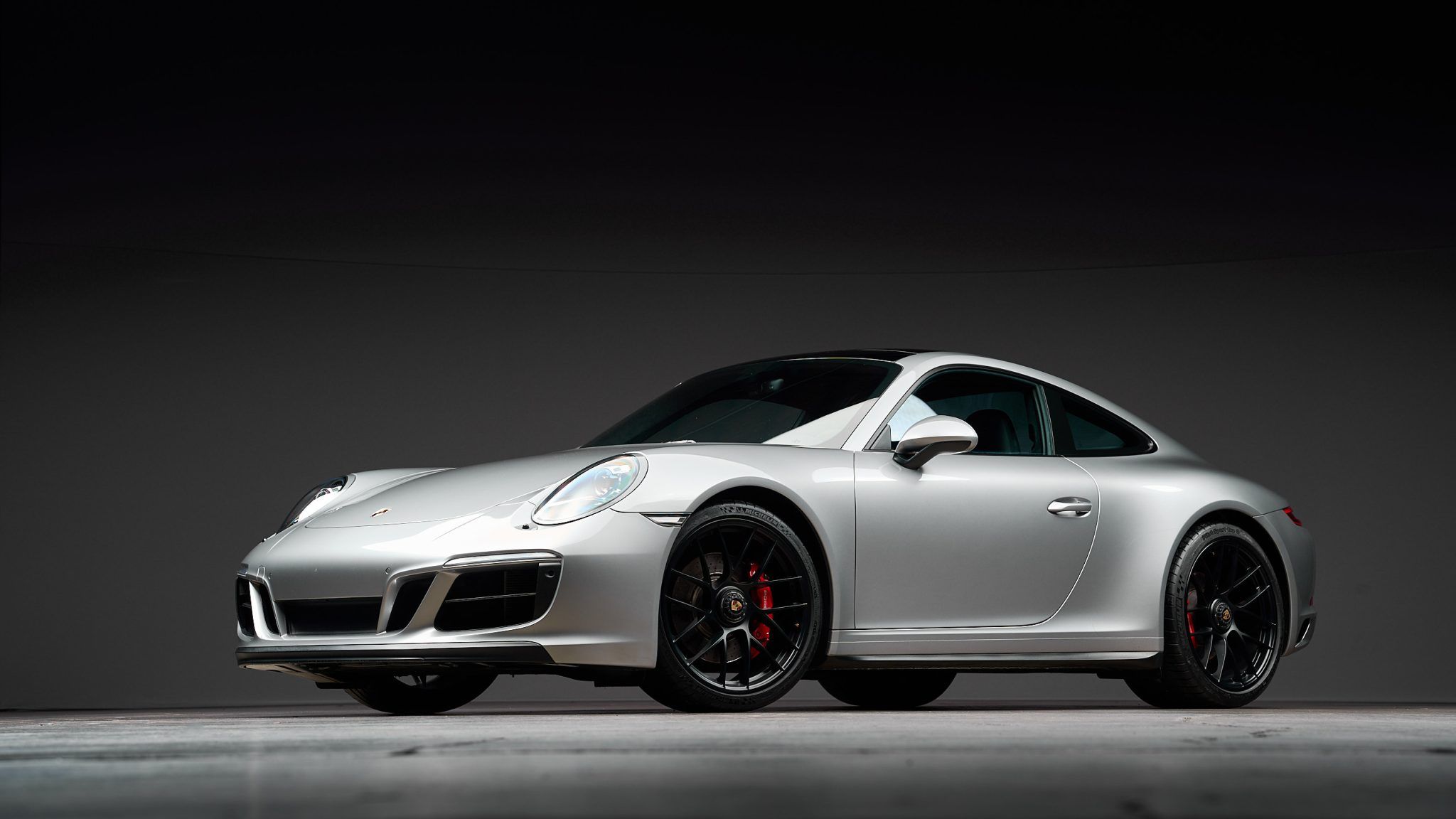 2018 Porsche 911 Carrera 4 GTS