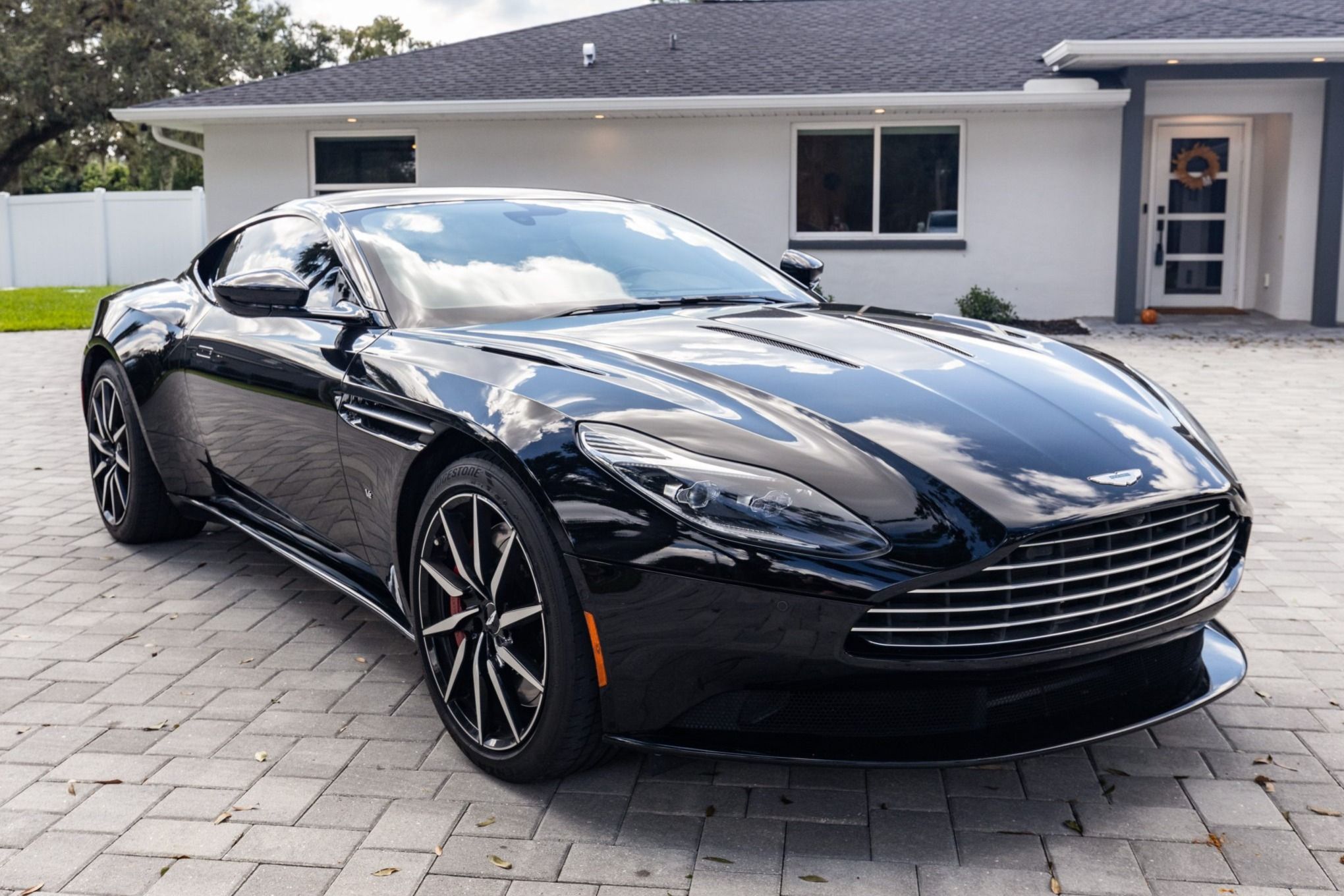 2017 Aston Martin DB11 V12
