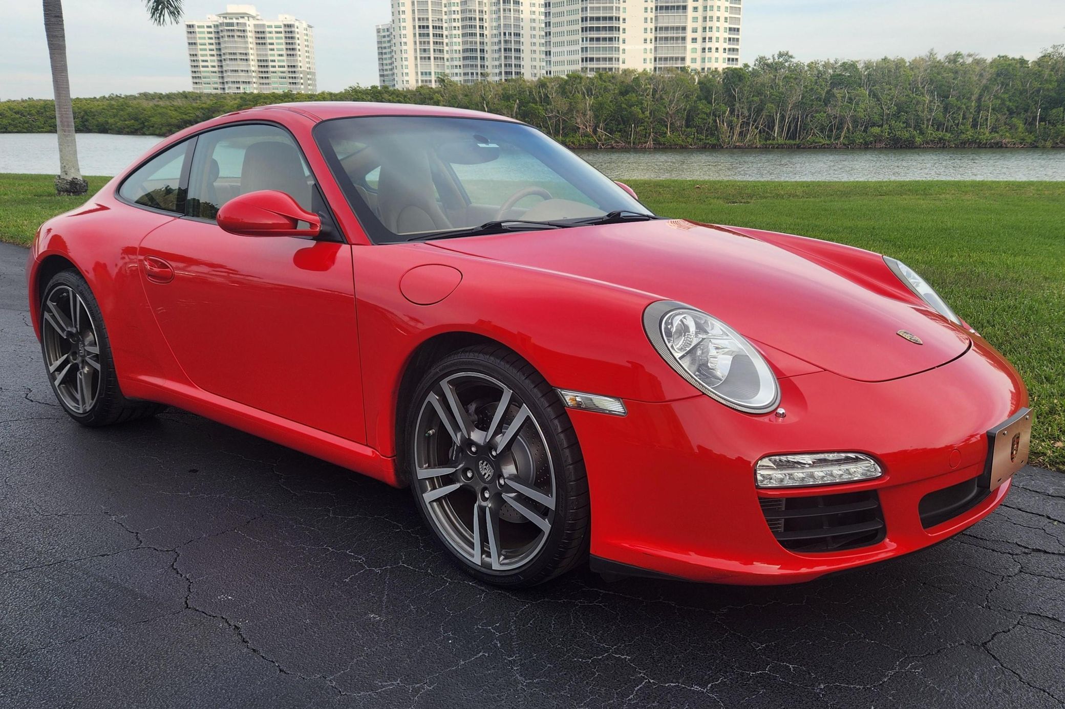 2011 Porsche 911 Carrera