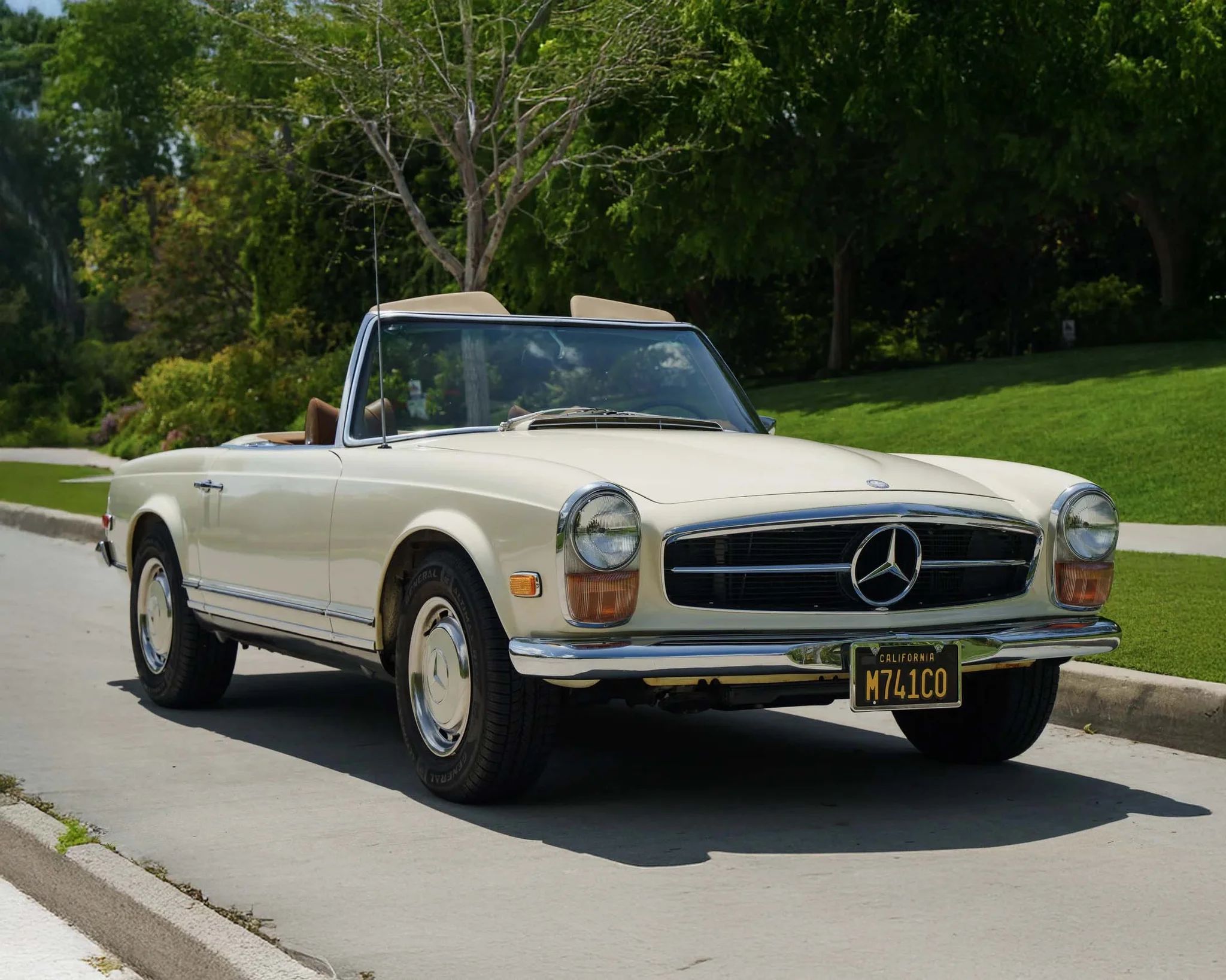 1968 Mercedes-Benz SL-Class 280SL Pagoda, sold Feb 2026