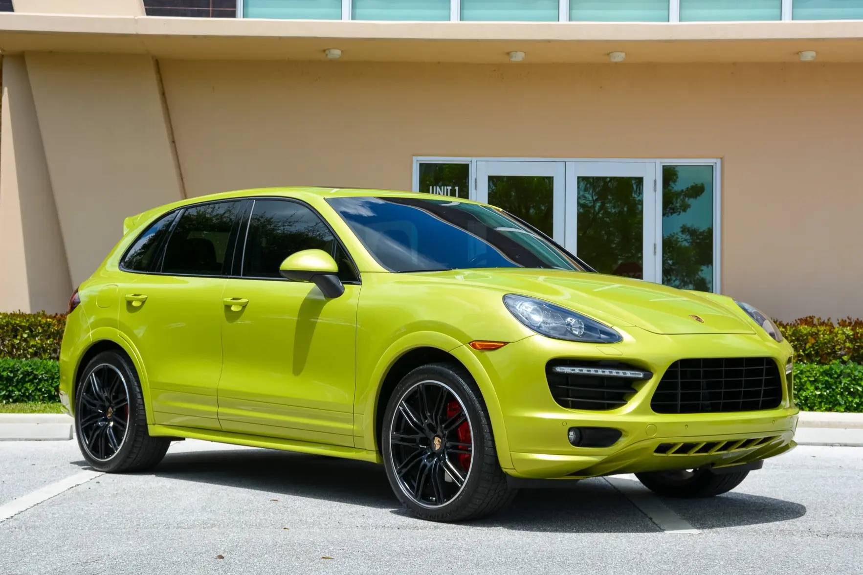 2014 Porsche Cayenne GTS