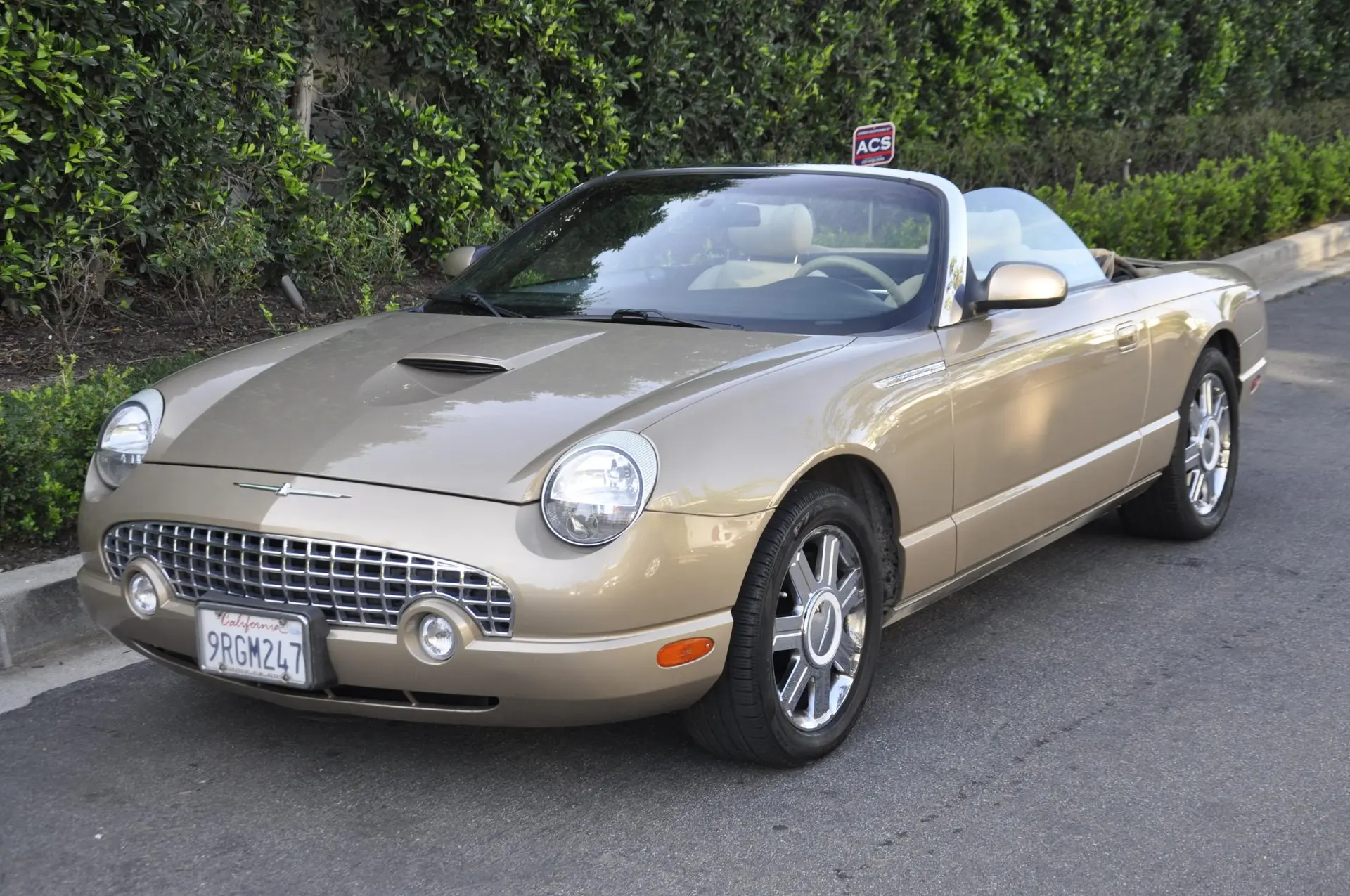 2005 Ford Thunderbird