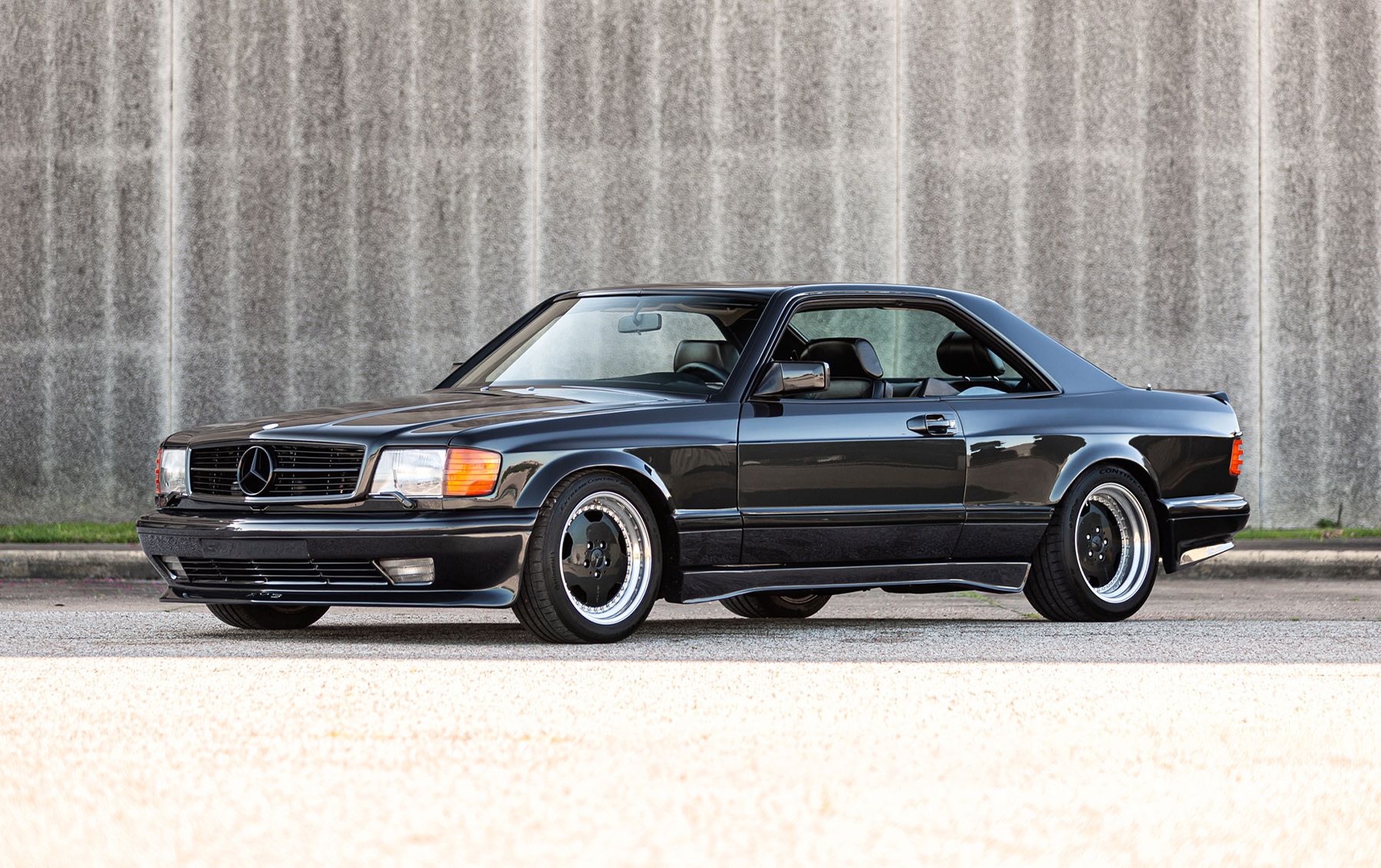 1989 Mercedes-Benz SL-Class 560SL