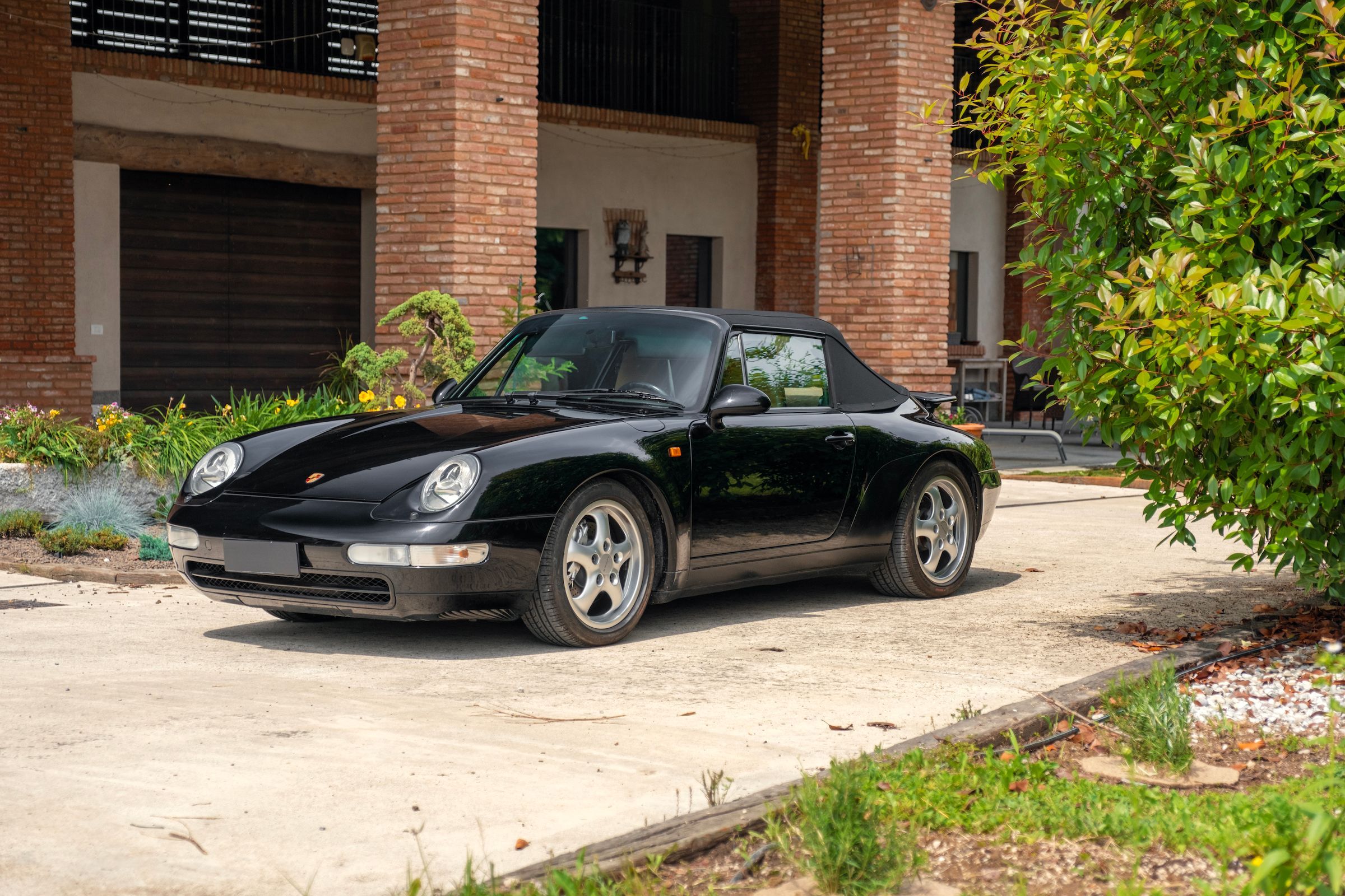 1996 Porsche 911 Carrera 4 Cabriolet
