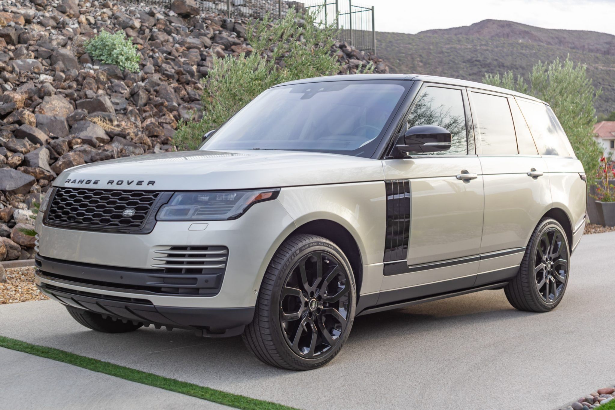 2020 Land Rover Range Rover HSE