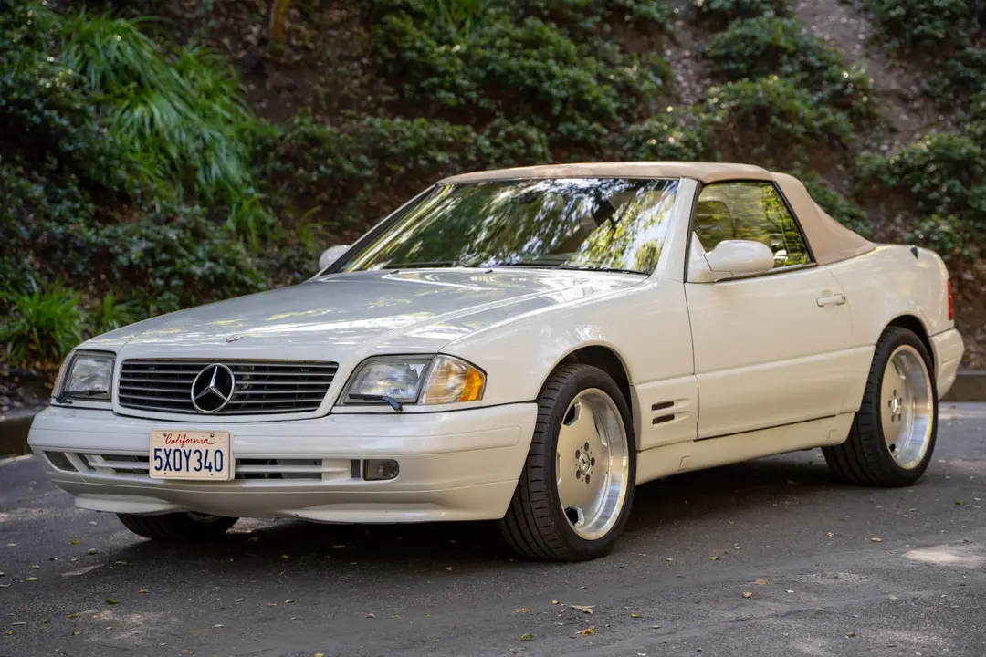 1989 Mercedes-Benz SL-Class SL500, sold Oct 2026
