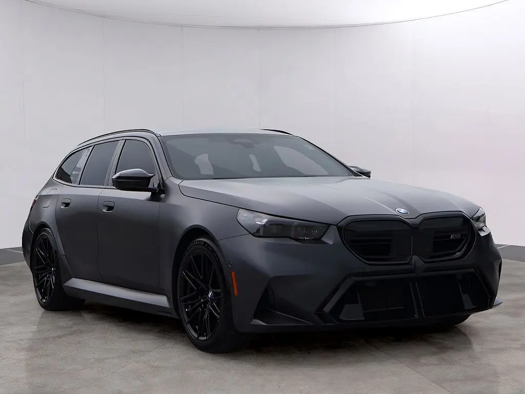 2027 BMW M5