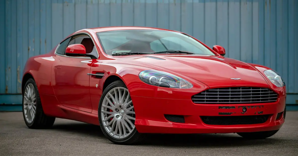 2010 Aston Martin DB9 Coupe