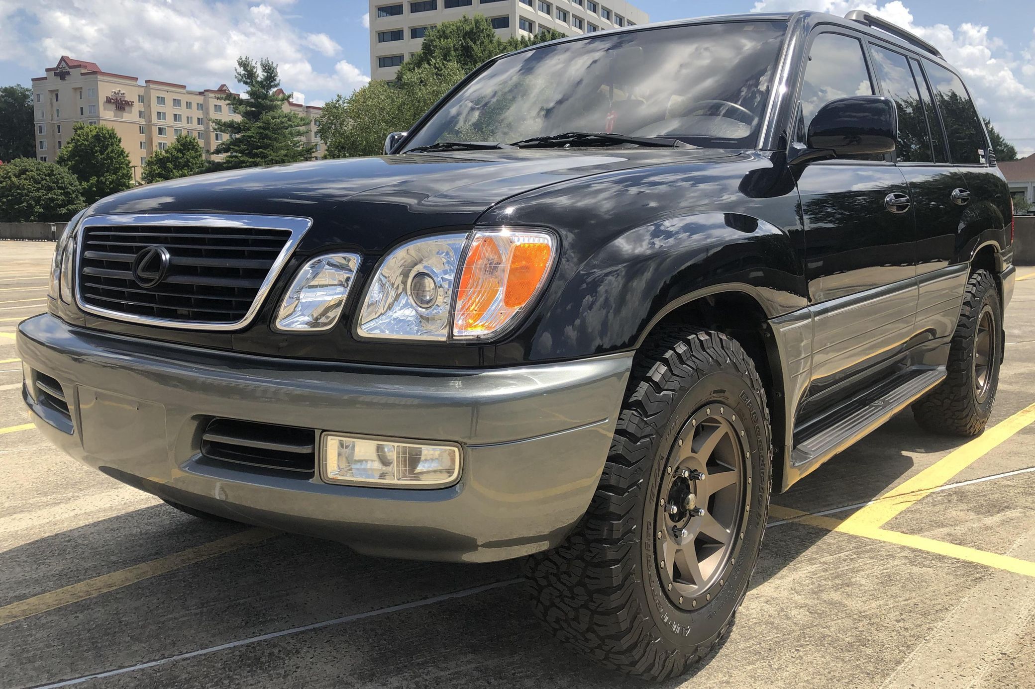 1999 Lexus LX