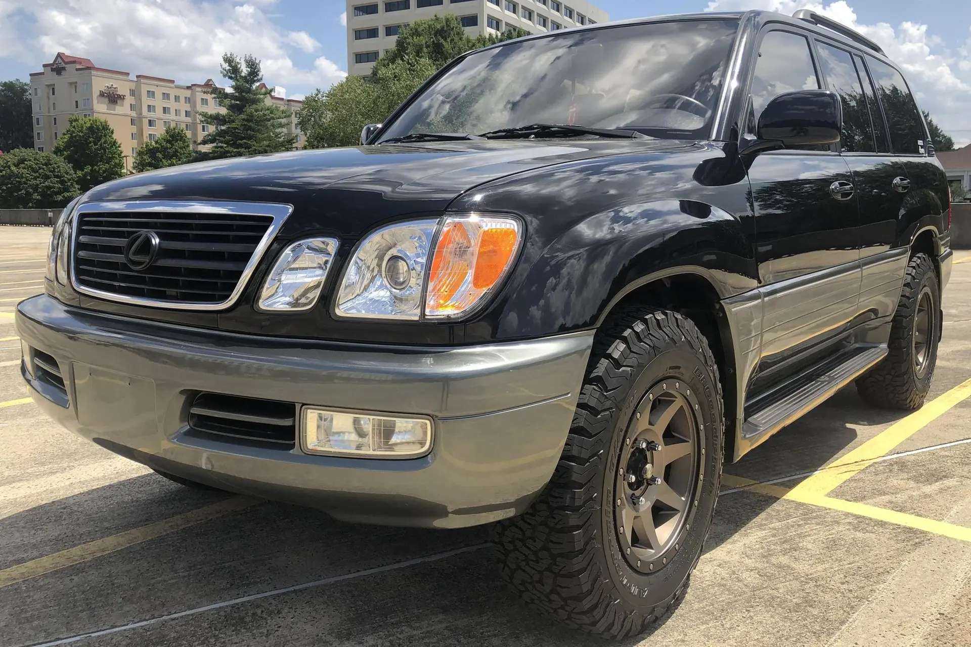 1999 Lexus LX