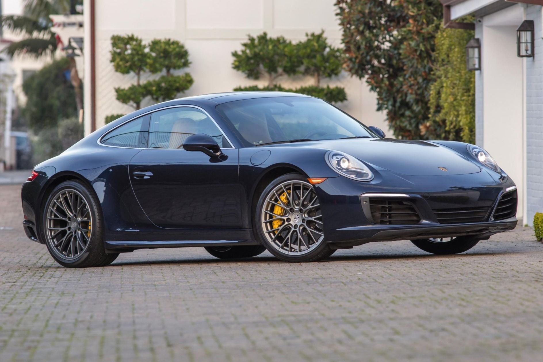2019 Porsche 911 Carrera 4S