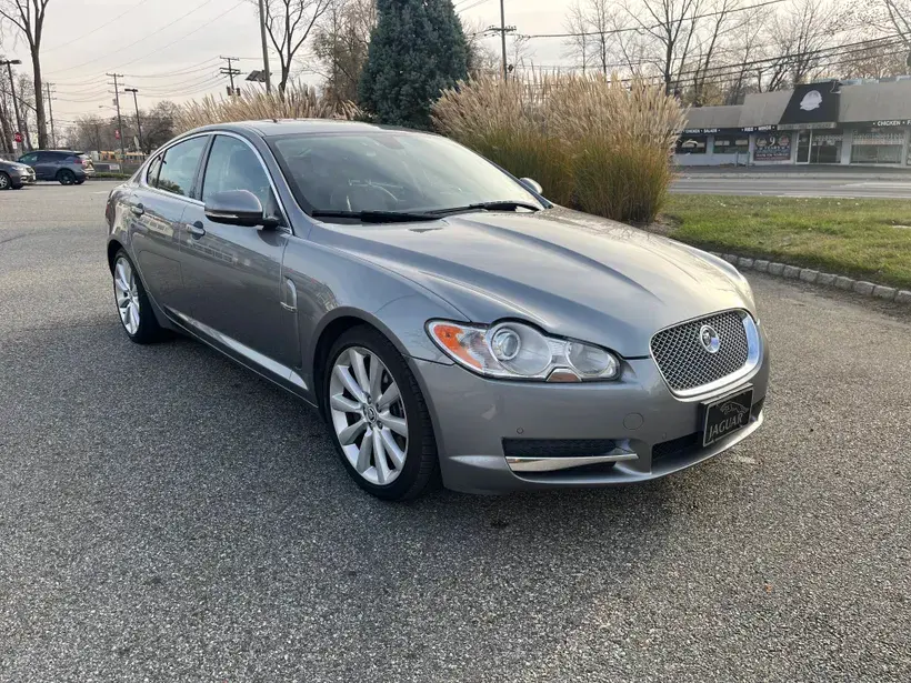 2011 Jaguar XF