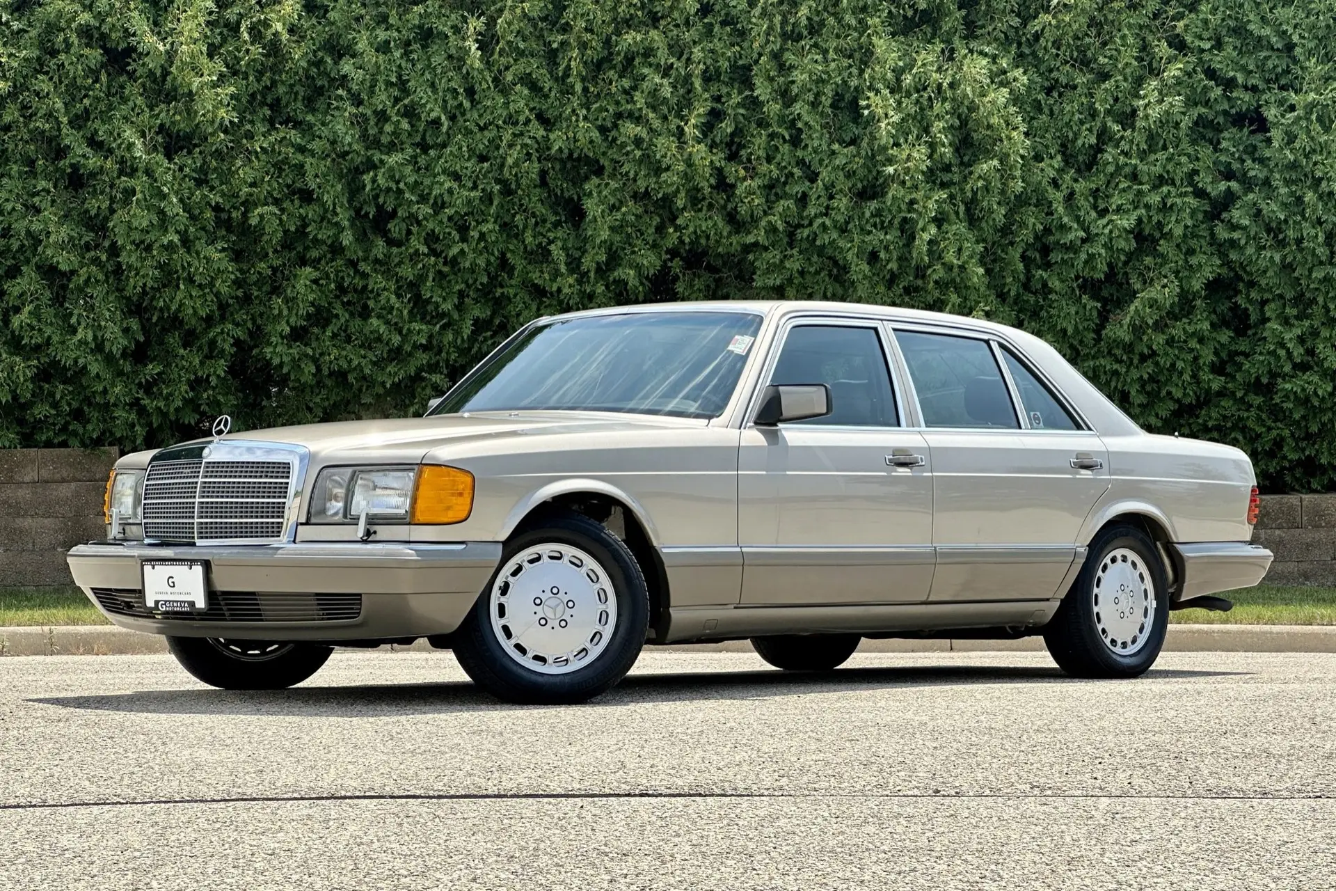 1990 Mercedes-Benz SL-Class 560SL
