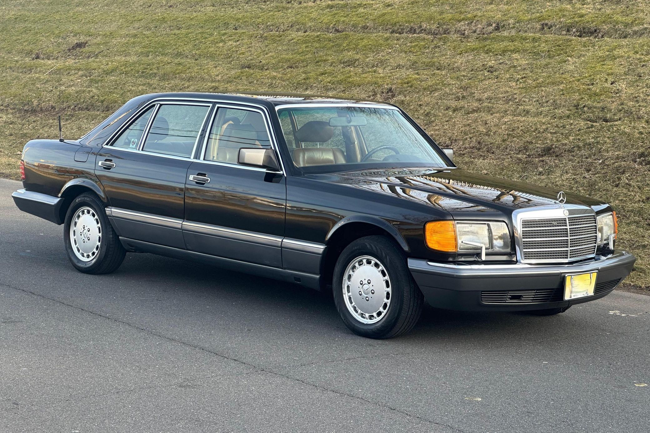 1991 Mercedes-Benz S-Class