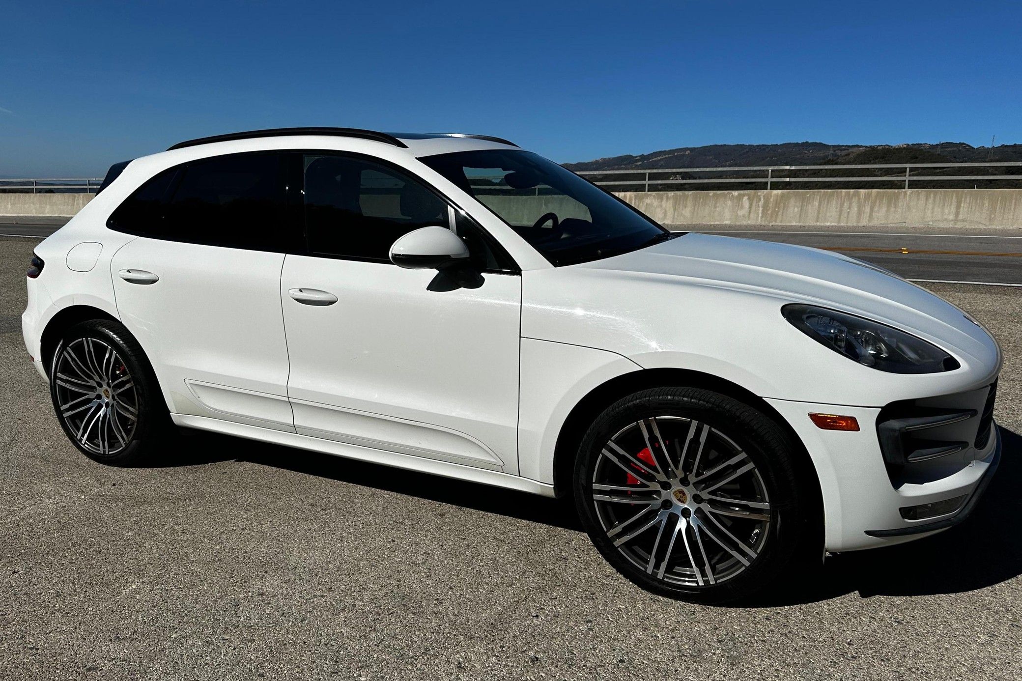 2016 Porsche Macan Turbo