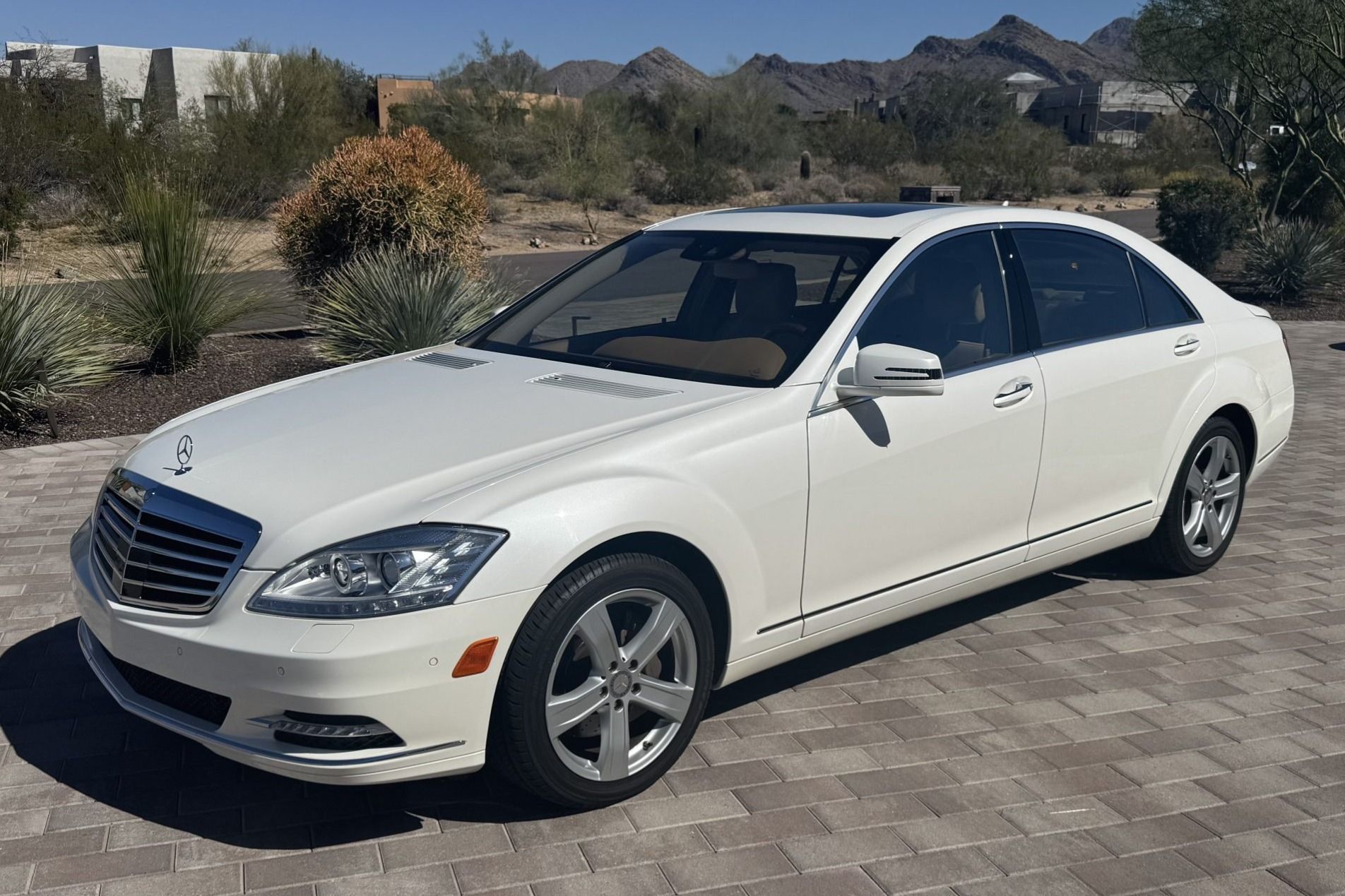 2011 Mercedes-Benz S-Class
