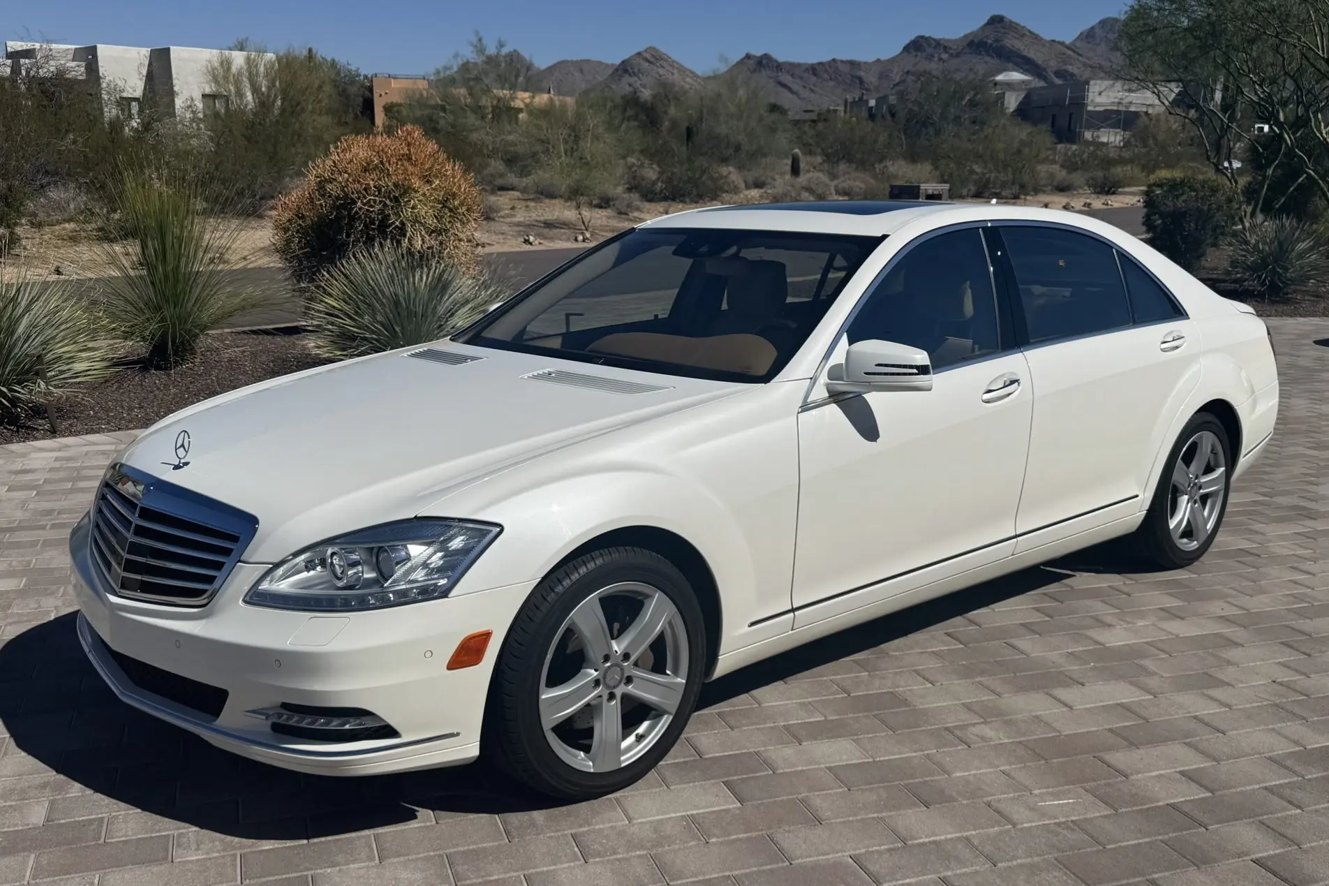 2011 Mercedes-Benz S-Class