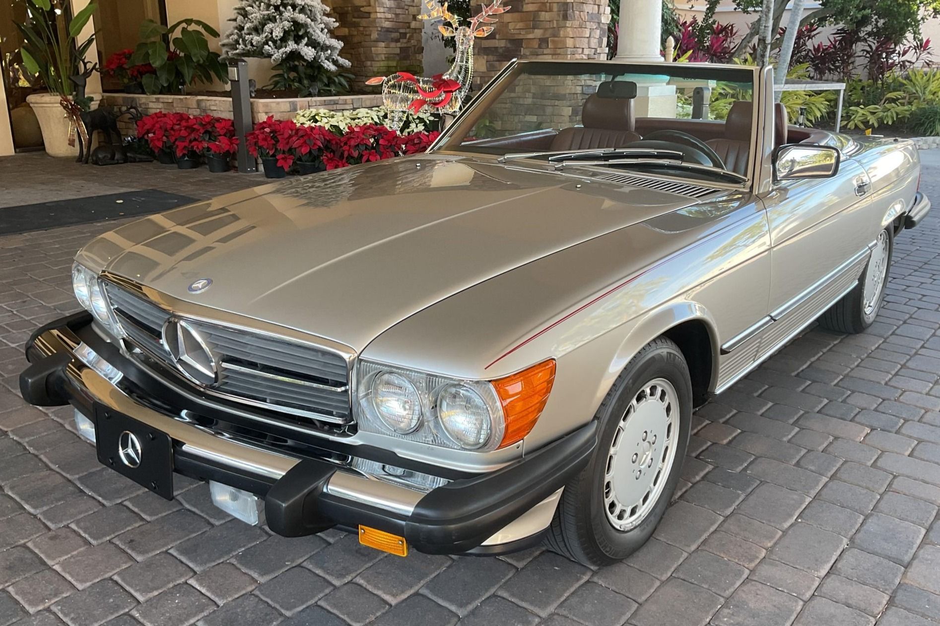 1988 Mercedes-Benz SL-Class 560SL
