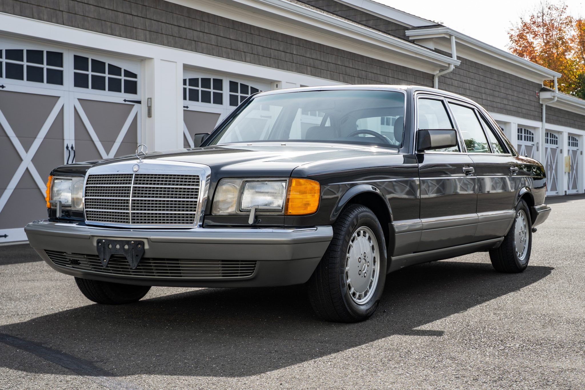 1988 Mercedes-Benz S-Class