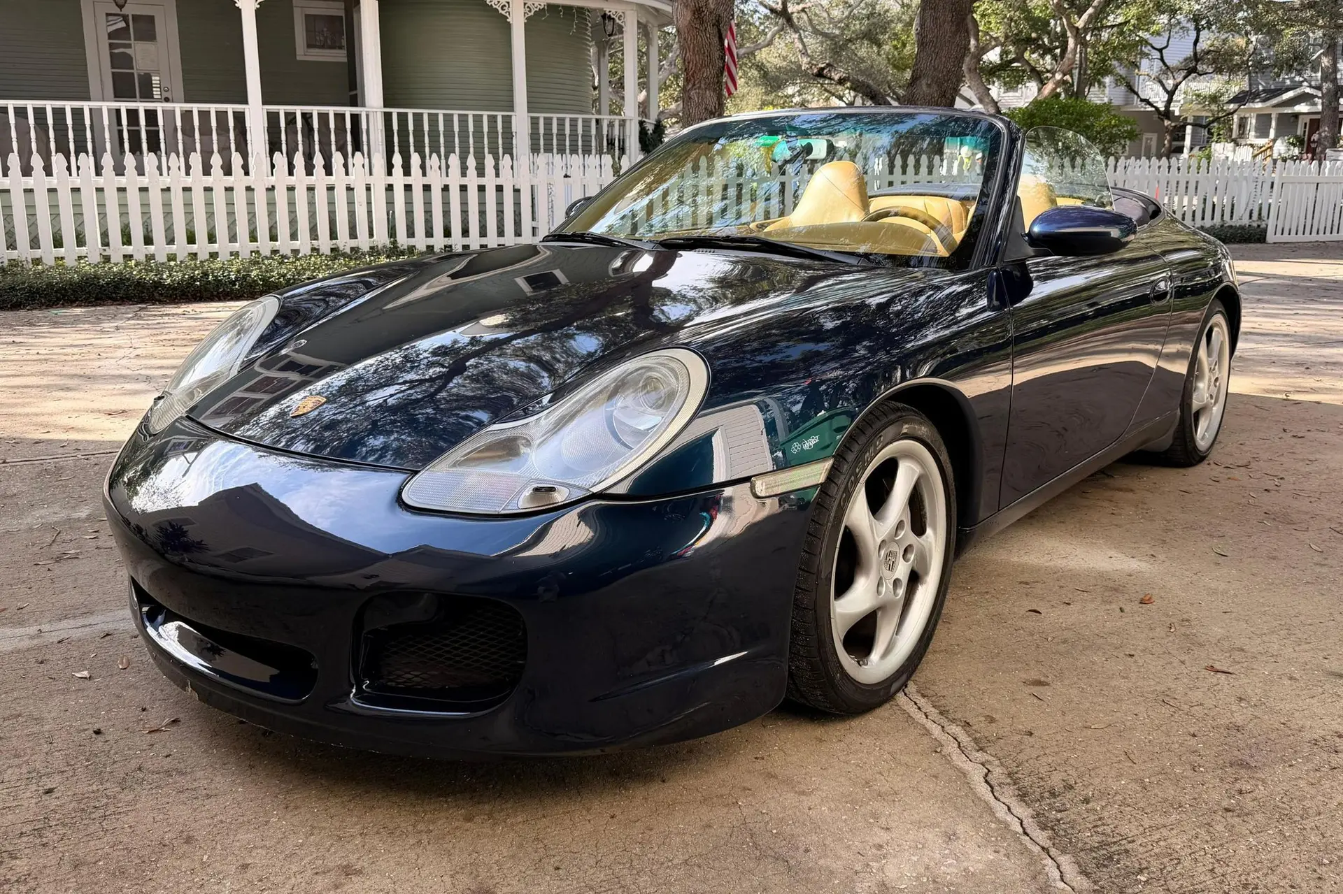 2000 Porsche 911 Carrera