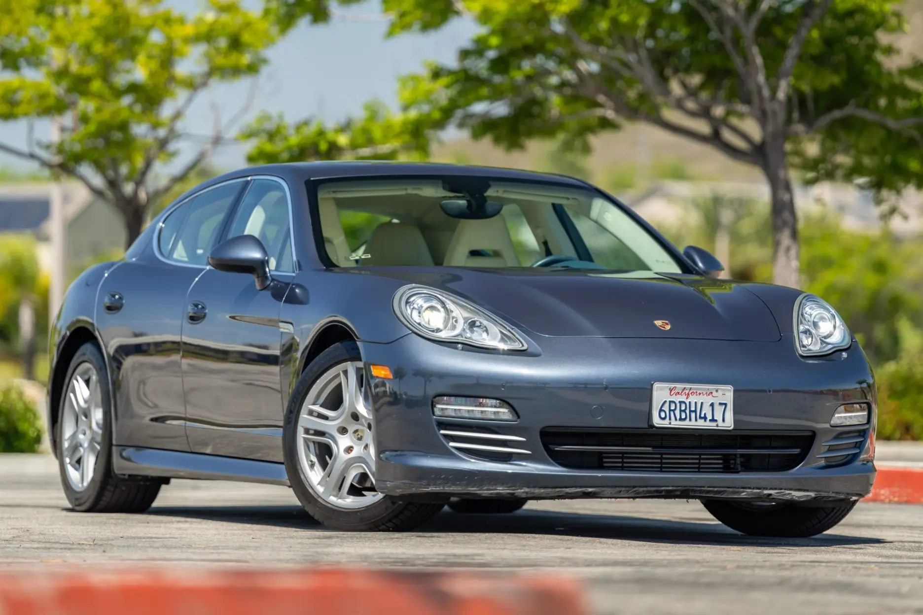 2011 Porsche Panamera 4S