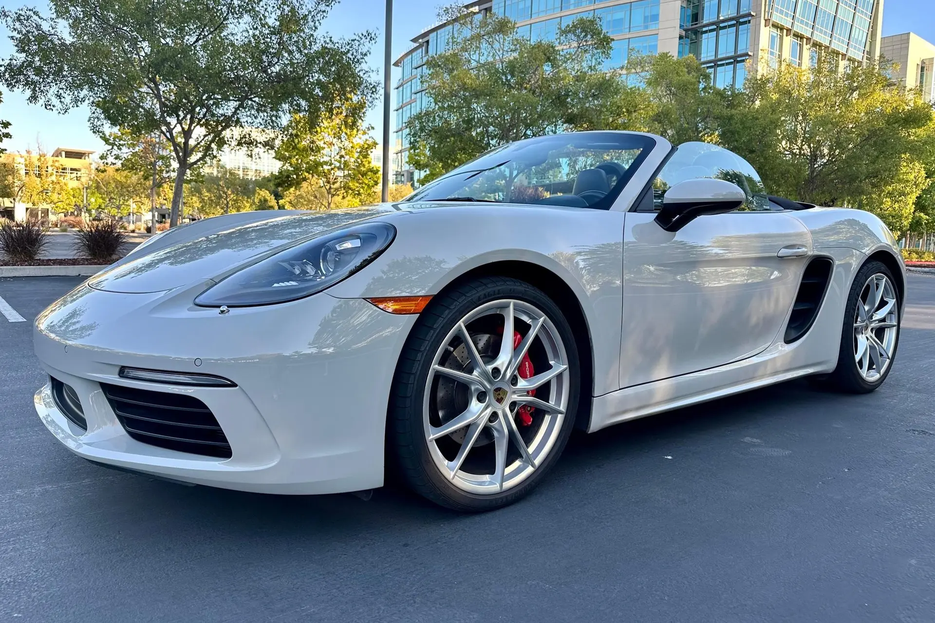 2019 Porsche Cayman T