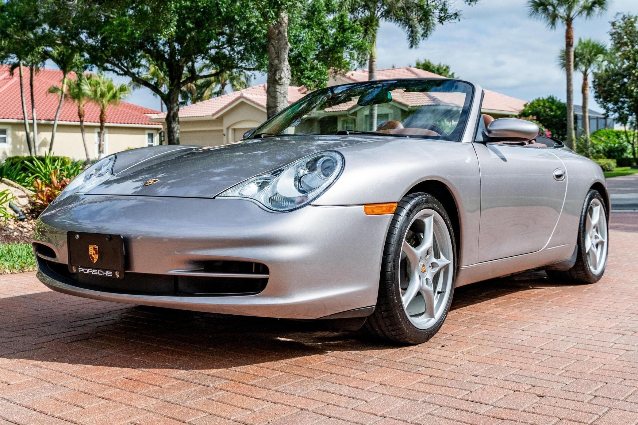 2003 Porsche 911 Carrera 4 Cabriolet