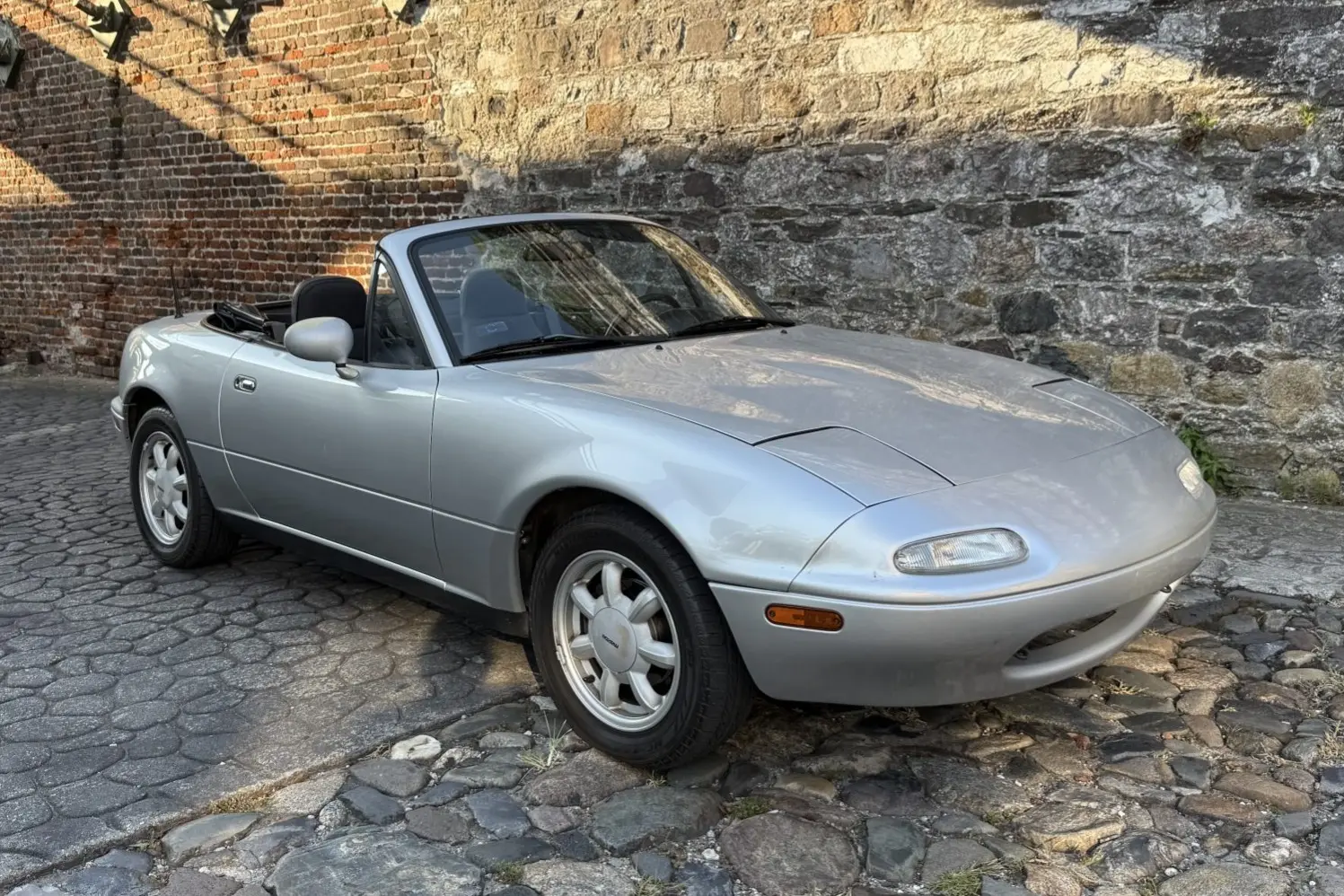 1991 Mazda MX-5 Miata